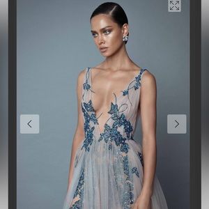 A stunning Tulle/sequin gown perfect for a bride, special birthday or party!